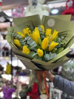 Sarı Lale Buketi