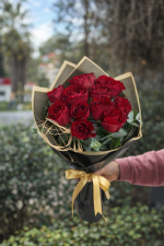 Gold Paketli Kırmızı Gül Buketi